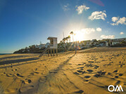 La plage devant les bungalows